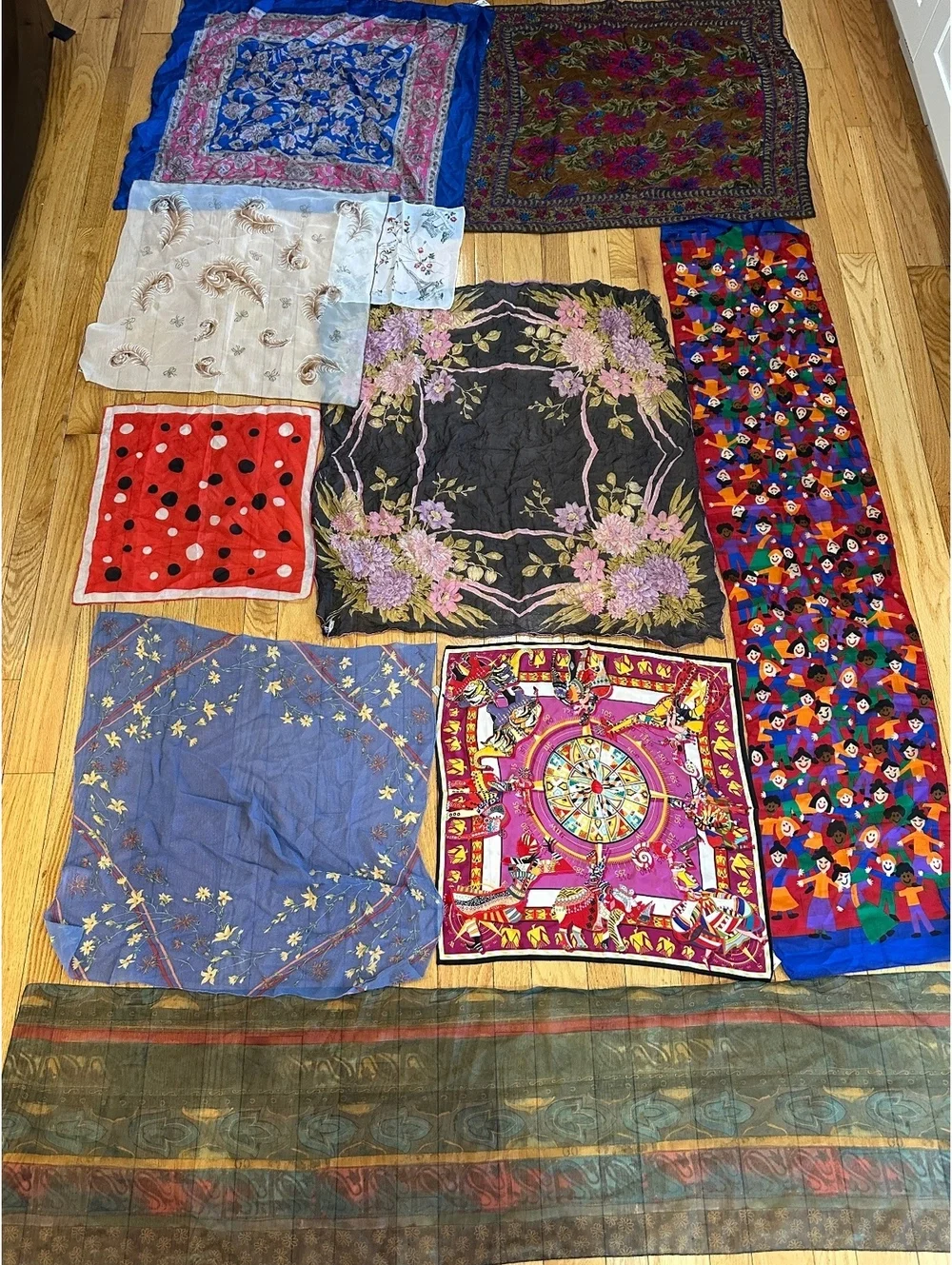 40 Silk Scarves Lot Vtg to Modern Ralph Lauren Claiborne Chico’s Designer Mix